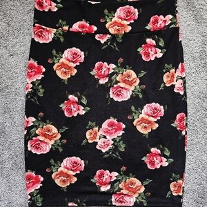 LuLaRoe Black Floral Cassie Pencil Skirt Large